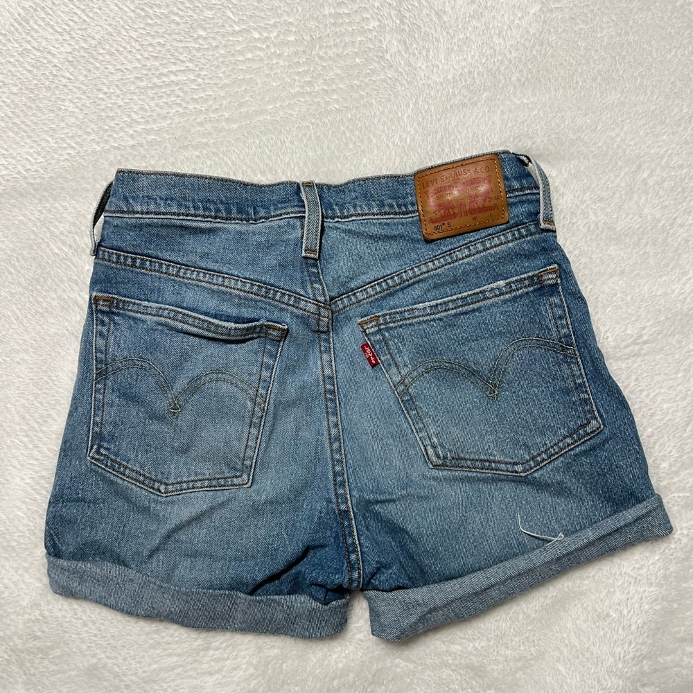 Levi's high waist denim shorts Cutoff  Size 25